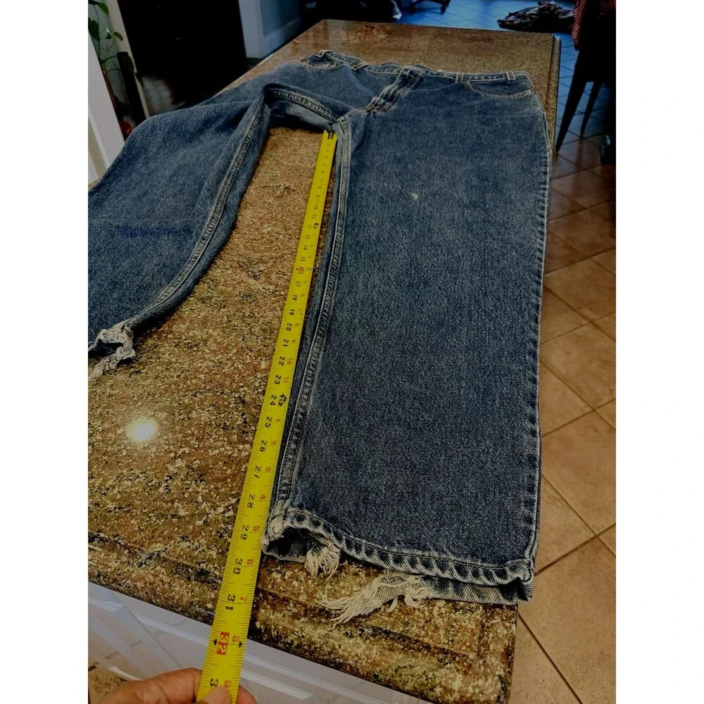 Levis levis 977